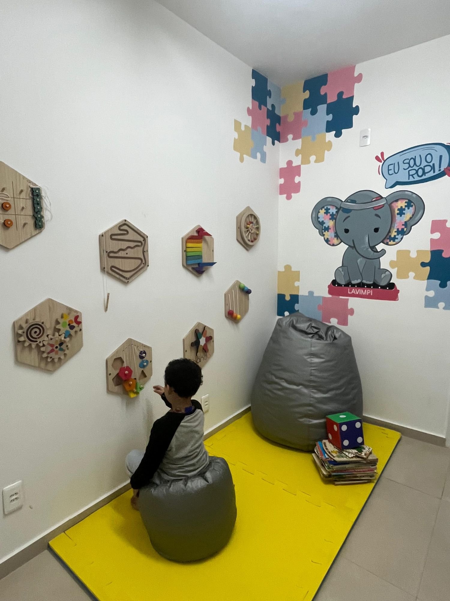 img-20250906-wa02365334390695324549465 LAVIMPI, da Policlínica Universitária Piquet Carneiro da UERJ, inicia projeto inovador com crianças de 06 a 12 anos, não verbais e diagnosticadas com autismo