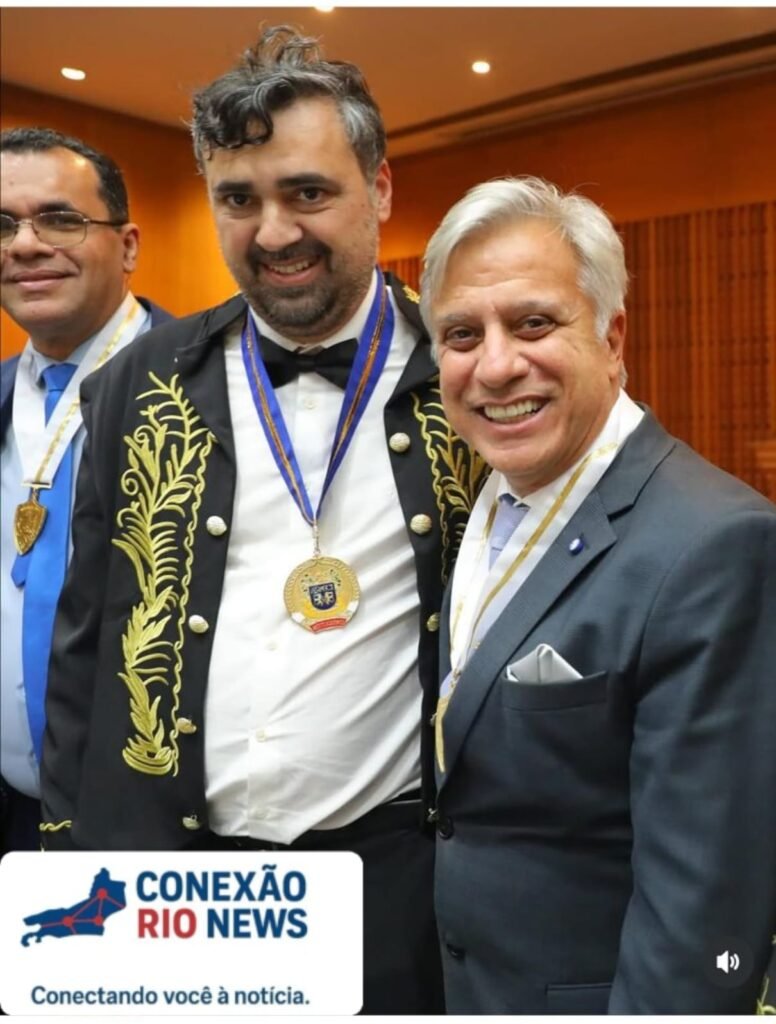 WhatsApp-Image-2025-10-24-at-14.26.141-776x1024 🎖️ Solenidade da ABRASCI celebra a Promulgação da Constituição Federal de 1988 com homenagens a personalidades de destaque