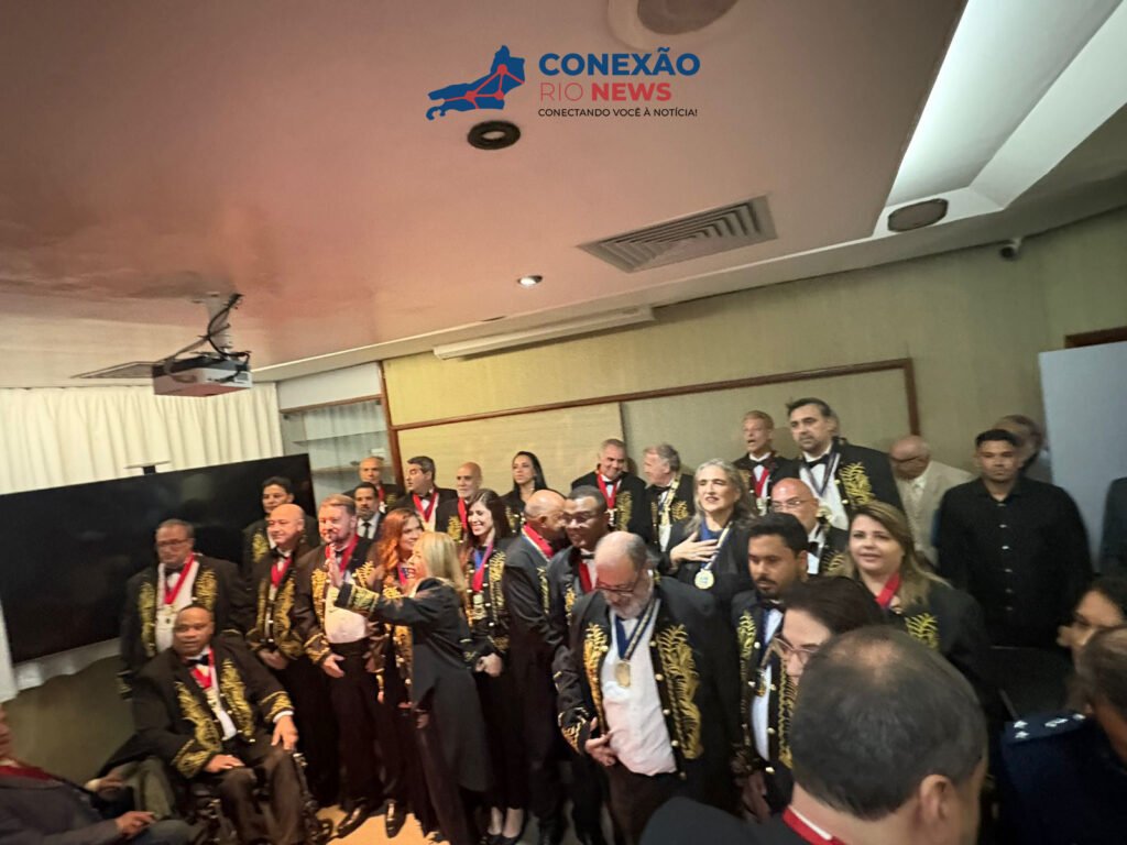 84a5494e-d4ff-4eed-a298-d9007a5f3d93-1024x768 Zico é nomeado Imortal da Abrasci em cerimônia histórica