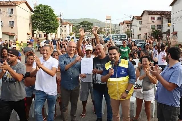 WhatsApp-Image-2025-12-21-at-20.52.204 "Queimados desponta na política estadual: Rogério Brandi e Uruan Andrade unem forças pelo desenvolvimento."