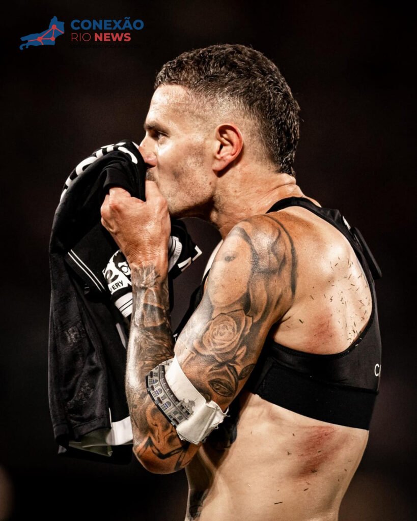 b9d80937-2cde-4086-8086-50b485326bce-819x1024 O Vasco venceu o Fluminense de virada por 2 a 1 no Maracanã, pelo jogo de ida da semifinal da Copa do Brasil, e sim, o Rayan e o Vegetti marcaram os gols da vitória