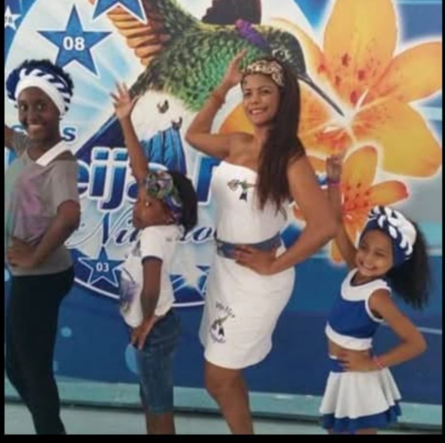 WhatsApp-Image-2026-01-19-at-20.42.40 Anna Giulia da Silva Salles: O brilho de uma passista raiz de Mesquita! 💙🤍